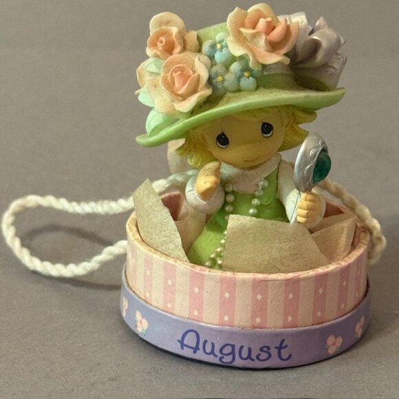 Vintage Precious Moments Figurine Enesco Birthday Gift August Hat Basket Box - Picture 1 of 3